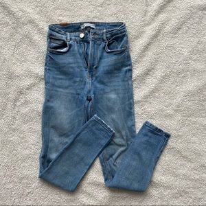 Zara Crop High Waisted Jeans